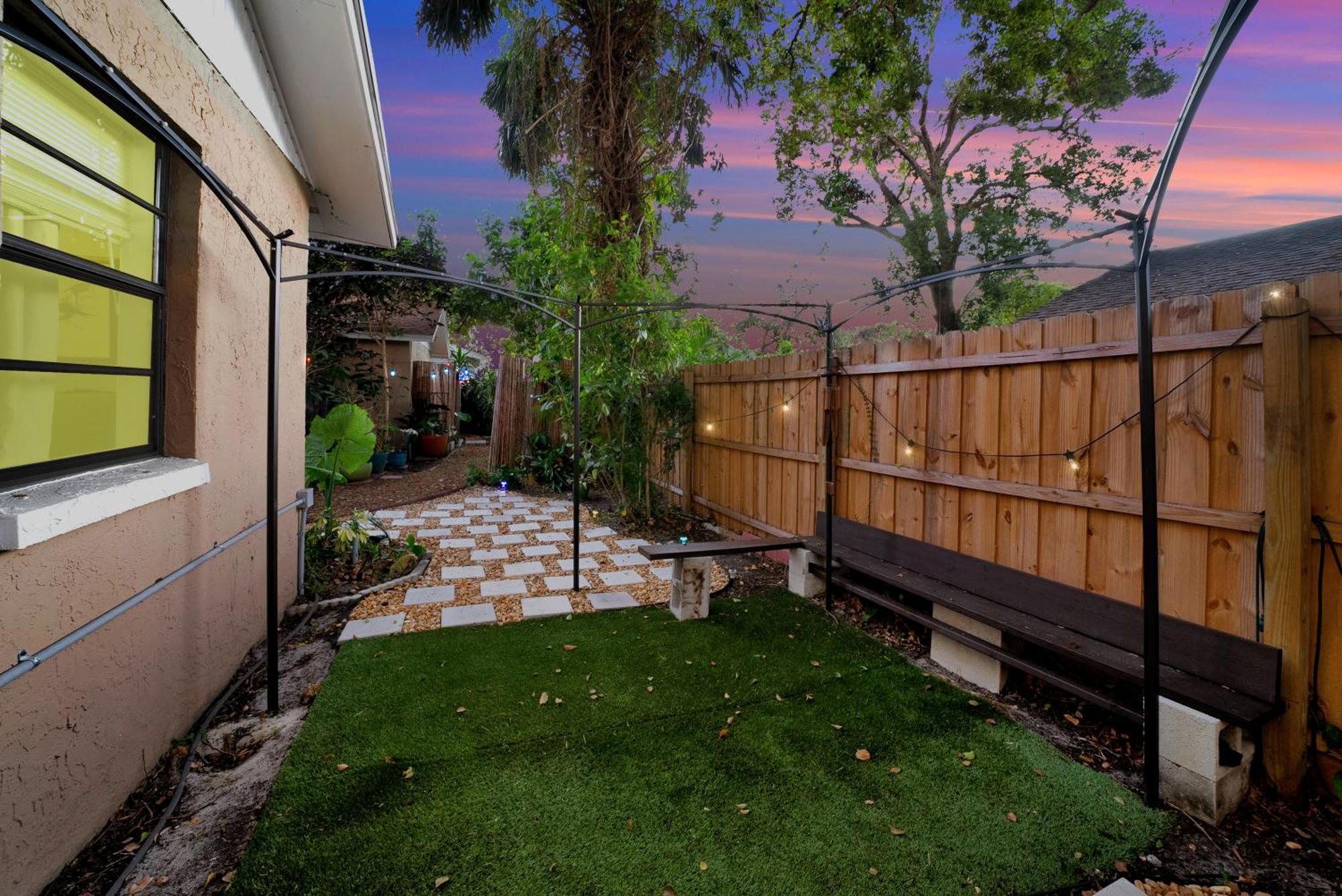 Zen Jungle House By Busch Gardens Sleeps 12 With Outdoor Games & Detached Play Space! Τάμπα Εξωτερικό φωτογραφία