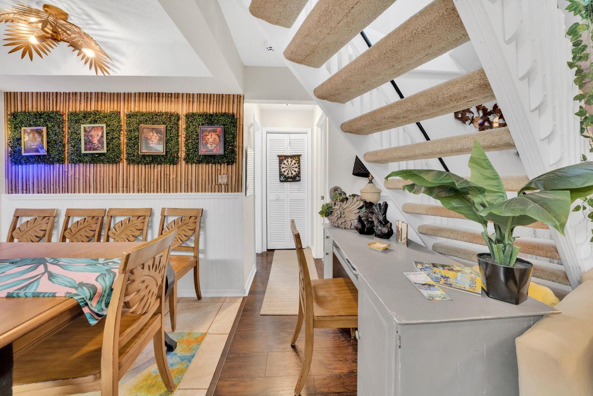 Zen Jungle House By Busch Gardens Sleeps 12 With Outdoor Games & Detached Play Space! Τάμπα Εξωτερικό φωτογραφία