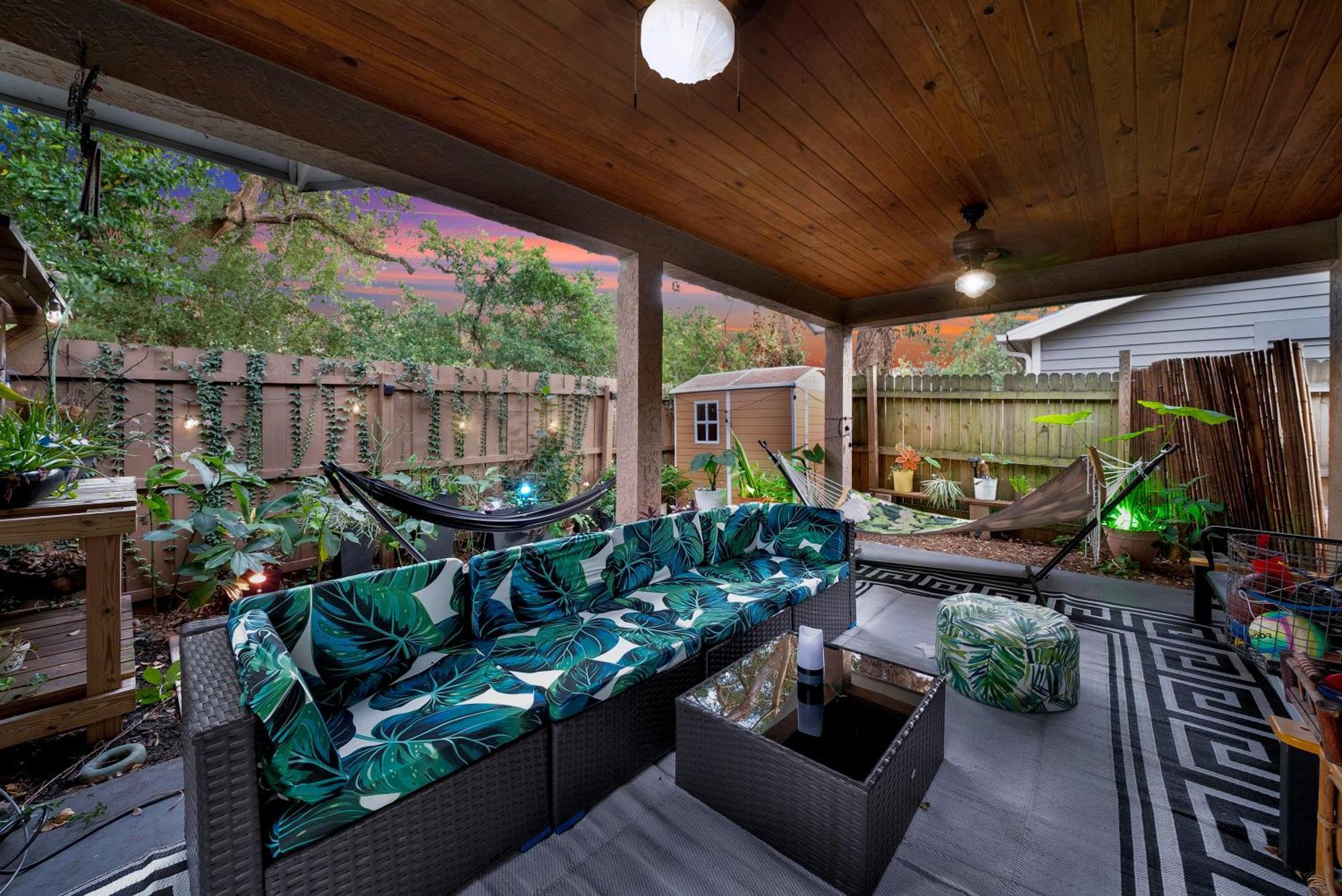 Zen Jungle House By Busch Gardens Sleeps 12 With Outdoor Games & Detached Play Space! Τάμπα Εξωτερικό φωτογραφία